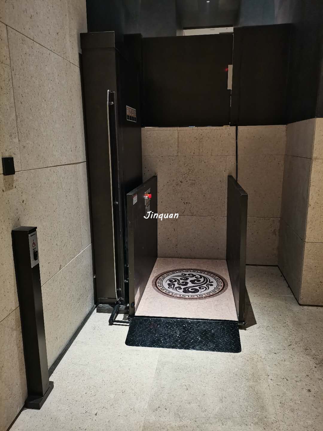 /MSLP/218.html 螺桿無障礙升降機